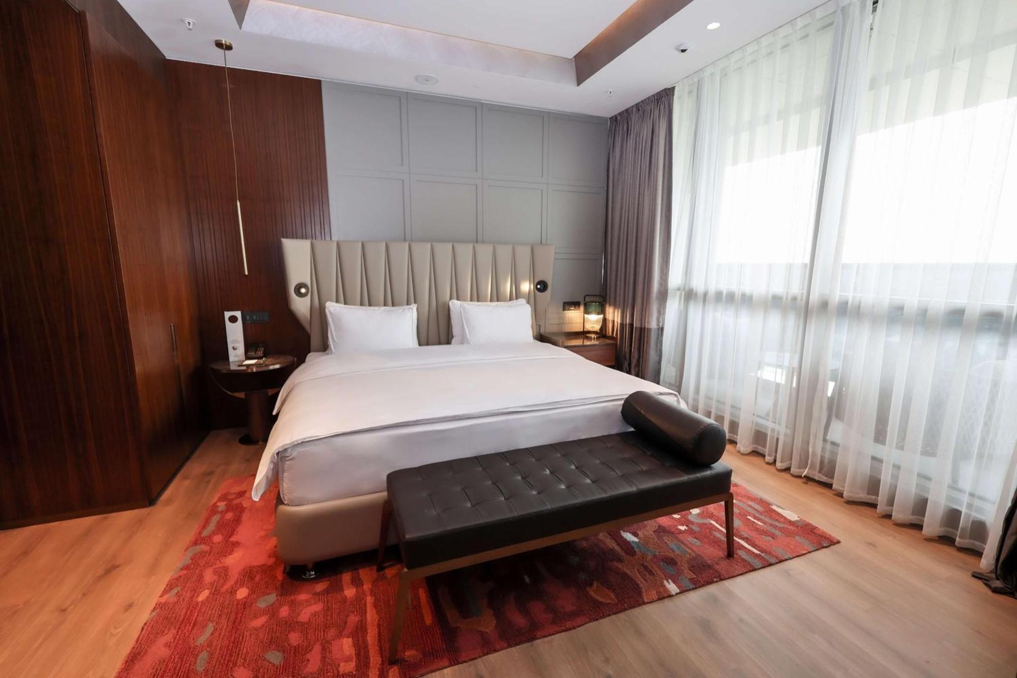 Hilton Samarkand Regency Экстерьер фото